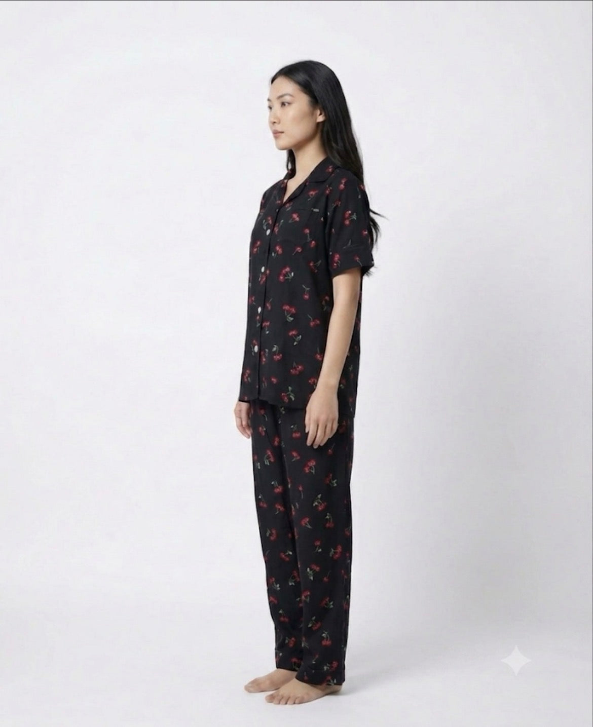 Black cherries summer night suite