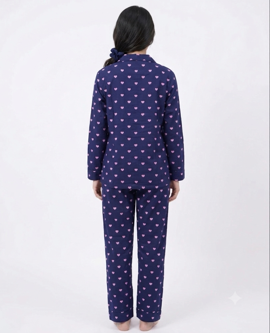 Windy hearts printed night suite